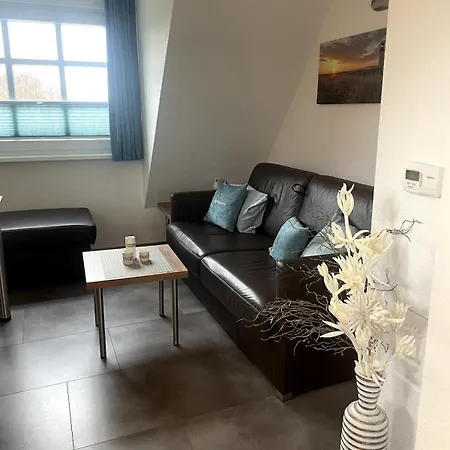 Time Out For Couples And Solo Travelers * Wenningstedt-Braderup